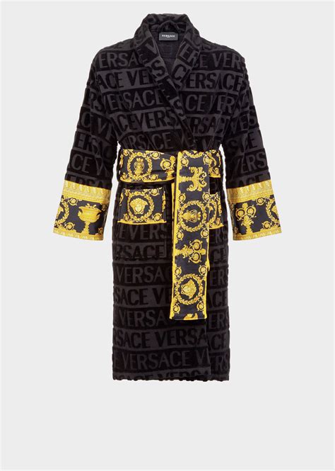 versace robe png